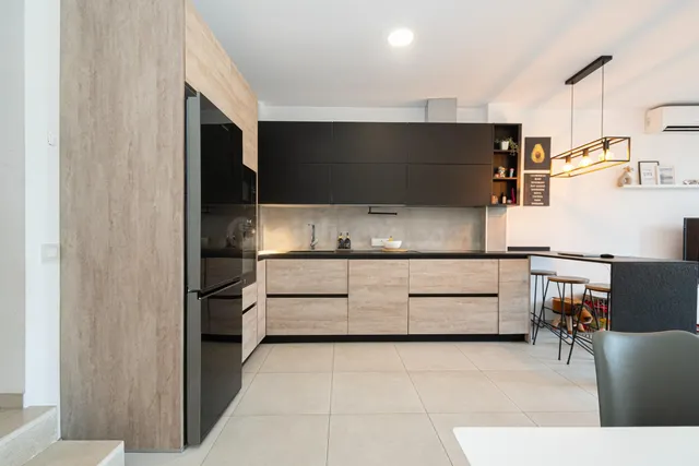 ESPECTACULAR ADOSADO TOTALMENTE REFORMADO COMO OBRA NUEVA — 4