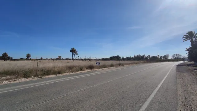 EXCELENTE UBICACIÓN A 1.5 KM DEL CASCO URBANO. — 8