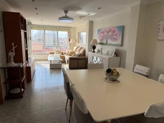 Apartamento en primera línea de playa en gandía con vistas al mar — 3