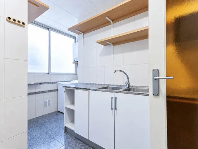 Agencia Inmobiliaria en Barcelona. Piso en Venta en el Ensanche Derecho. — 6