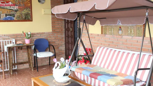 CHALET EN LA COLINA — 23