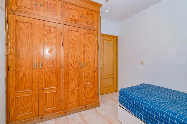 ¡AMPLIA CASA DE 4 DORMITORIOS, 3 BAÑOS Y CALEFACCIÓN CENTRAL EN LA ZUBIA! ✨ — 27