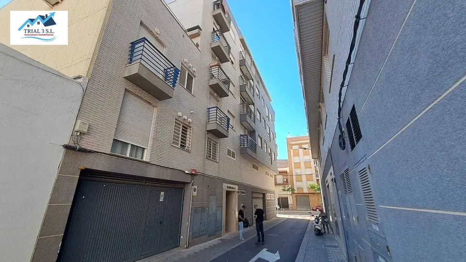 Venta de Piso + Garaje en  Almazora/Almassora (Castellón)