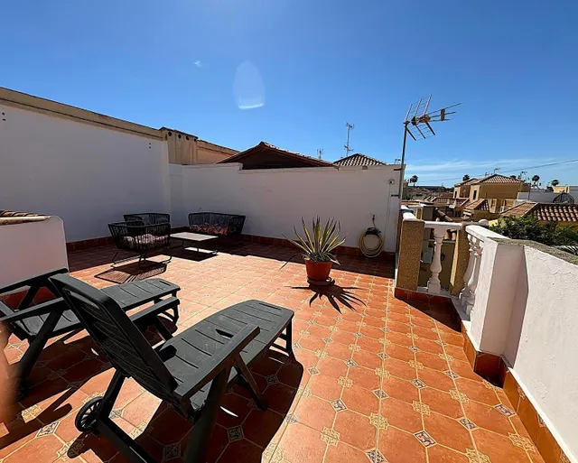 ESTUPENDA CASA REFORMADA CON LICENCIA TURÍSTICA EN JARDÍN DEL MAR III, TORREVIEJA ☀️ — 49