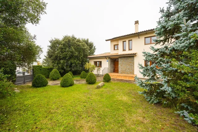 ESPECTACULAR CASA A 4 VENTS EN VENDA A CANTONIGRÓS - foto 4