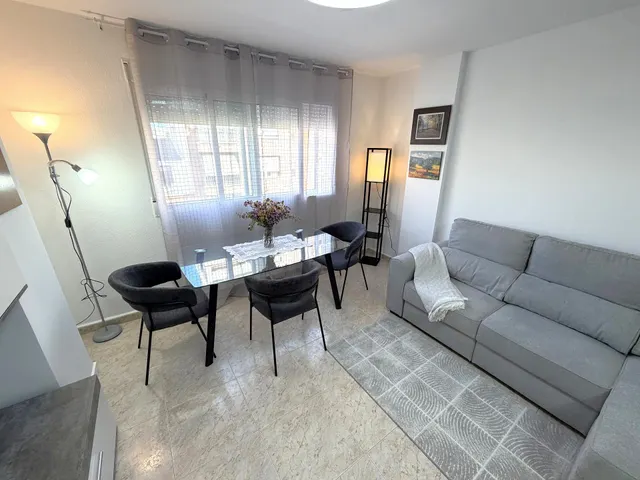 Piso 3 habitaciones 95m² en alquiler - Campoamor — 5