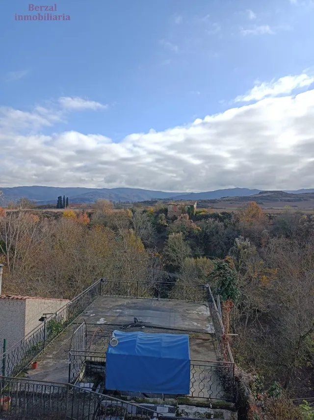 Casa para entrar a vivir de 99 metros  mas 16 metros de bodega con asador  en Matute - La Rioja — 21