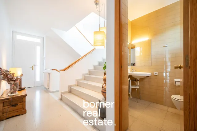Espectacular casa con vistas despejadas y muy luminosa. — 19