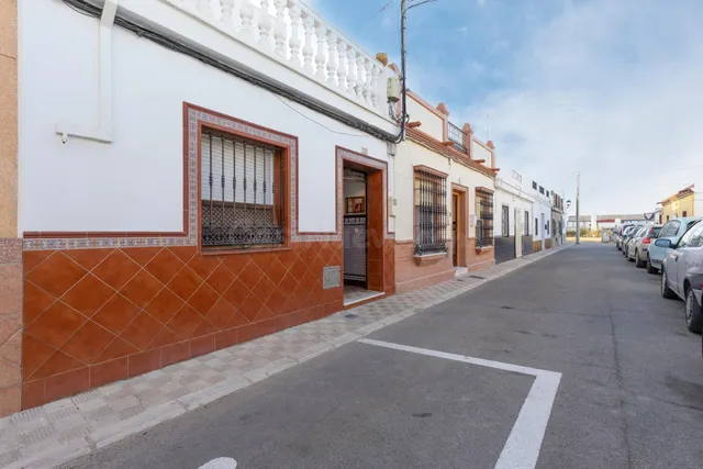 Acogedora vivienda lista para entrar a vivir en Isla Mayor — 3