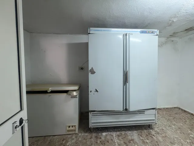 LOCAL COMERCIAL EN ALCORNOCALEJOS — 6
