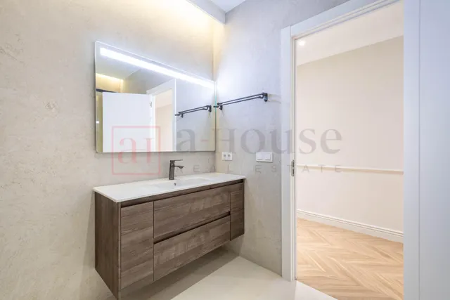 Espectacular piso reformado de 200m2 en la dreta de l´eixample — 49