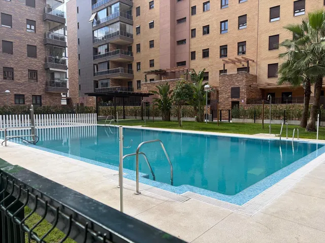 ESTUPENDA VIVIENDA EN NUEVO ZOCO, CON MAGNÍFICO Y GRAN PATIO (PORCHE), PISCINA, COCHERA, TRASTERO!!!! — 6