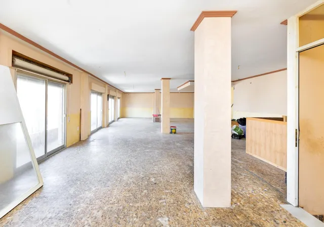 Gran oportunidad, edificio a la venta en barrio de Monachil. — 16