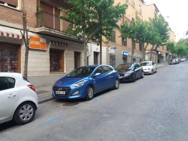 ALQUILER.-.GARAJE.-.CALLE MORILLO.-.24 METROS.- — 16