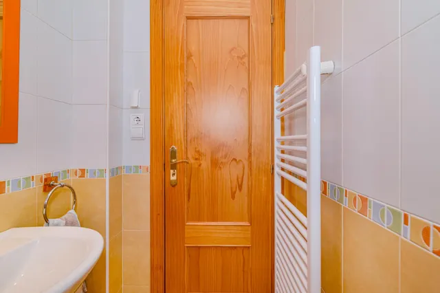 CHALET PAREADO CON PISCINA COMUNITARIA, CIJUELA — 18