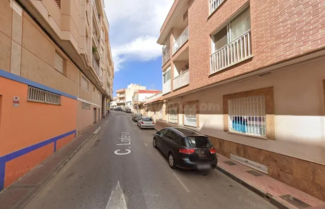 Se vende piso OKUPA en Ñguilas (Murcia). - foto 2