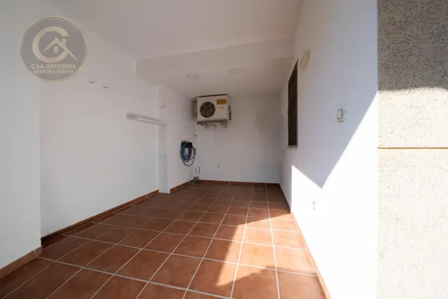 Un  nuevo hogar en Ogíjares: espacio para vivir, disfrutar y compartir — 39