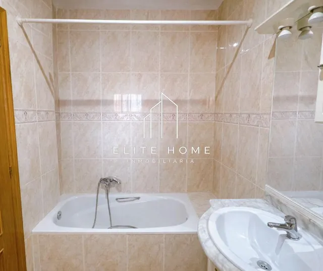 VIVIENDA CON MÁS DE 200m2 EN BURRIANA — 21