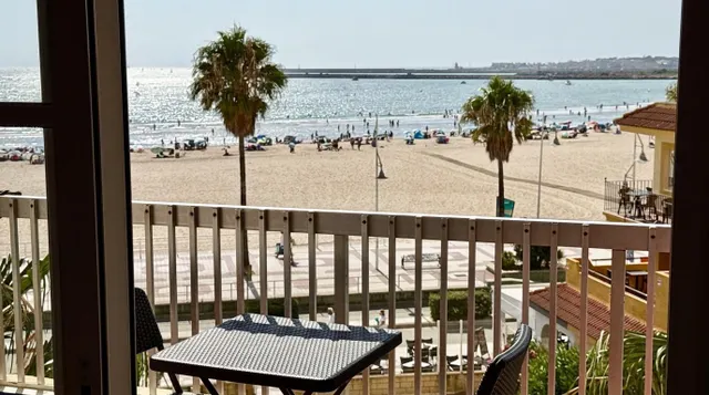 Exclusivo Piso en Primera Línea de Playa con Vistas al Mar en Valdelagrana (El Puerto de Santa María) | Ref: DLR00267 — 9