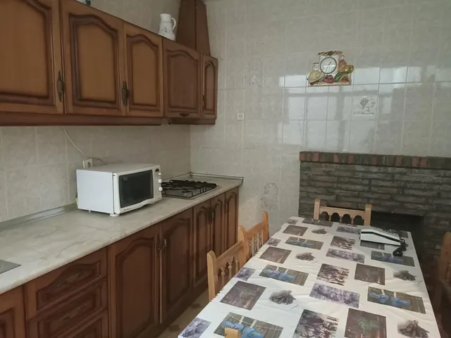Casa en canjayar zona plaza del ayuntamiento de siete habitaciones trea baños para reformar — 9