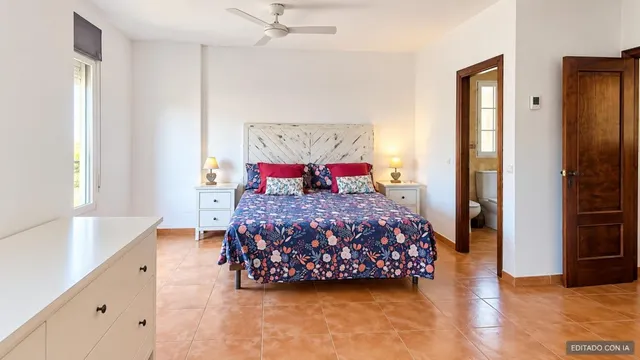 Casa-Chalet en Venta en Envia, La Almería — 19