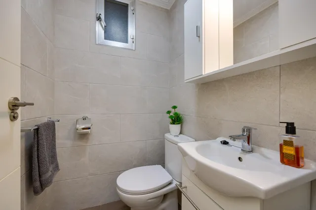 APARTAMENTO DE 3 DORMITORIOS 1 BAÑO 1 ASEO EN TORREVIEJA (PLAYA DEL CURA) — 9