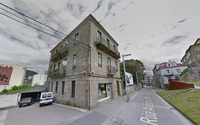 EDIF. Y SUELO URBANO PONTEVEDRA - foto 3