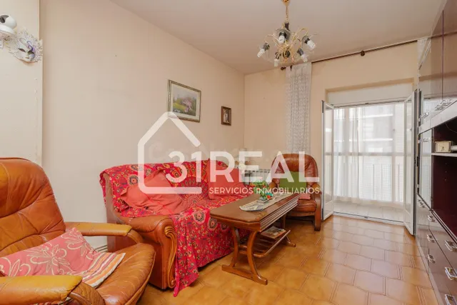 Estupendo piso en Valdezarza - foto 4