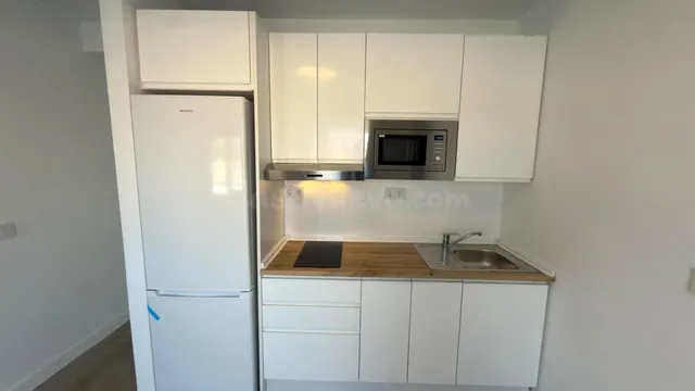 Apartamento de un dormitorio en alquiler en puerto de la torre – Málaga — 4