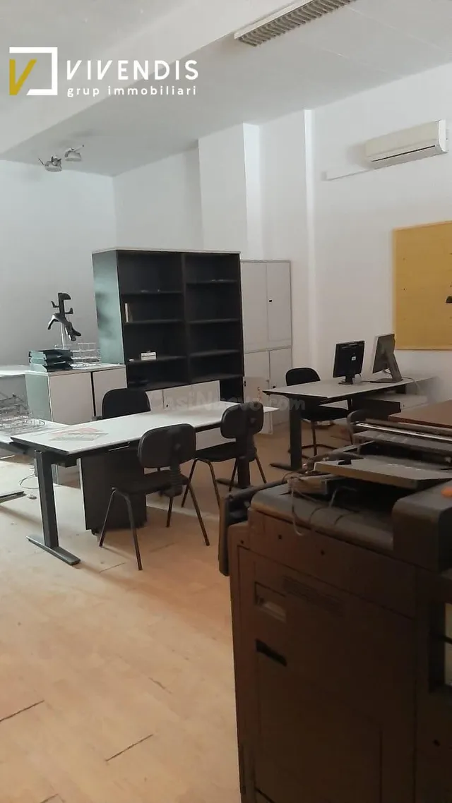 LOCAL COMERCIAL EN ALQUILER EN LLEIDA ZONA RECTORAT - foto 3