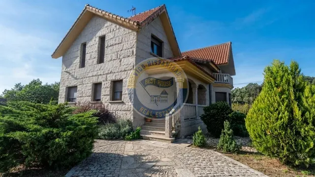 CHALET DE PIEDRA INDEPENDIENTE — 30