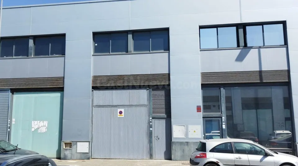 Local comercial 130m² en alquiler - San Jerónimo