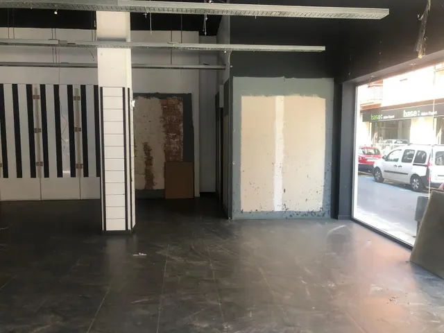 LOCAL COMERCIAL DE 180m2 AL CENTRE DE TORTOSA — 7