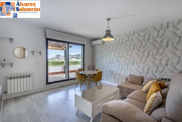 Piso con terraza en Albolote — 11