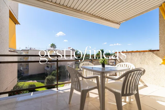 ¡Vive junto al mar en una de las zonas más privilegiadas de Cambrils! Piso con terraza y parking a pocos pasos de la playa de la Llosa en Cambrils — 22