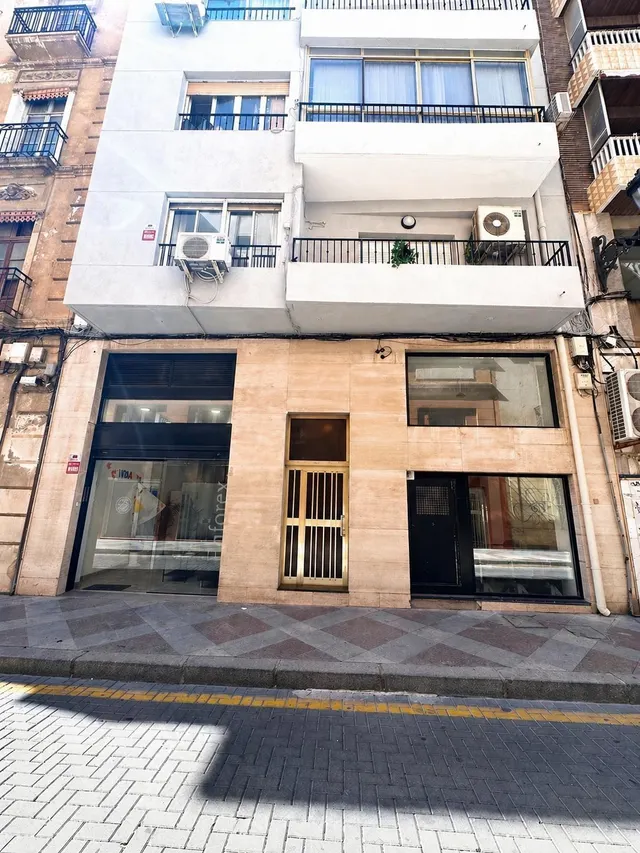 Vivienda de diseño reformada junto al Paseíto Ramiro a pasos de la playa — 15