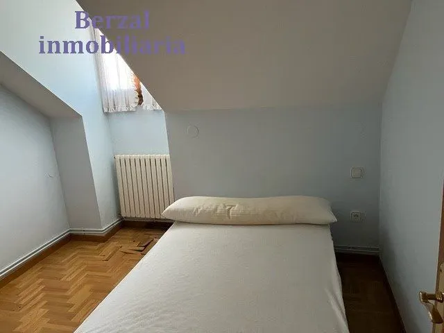 Casa en Ezcaray con bar y apartamentos turísticos — 23