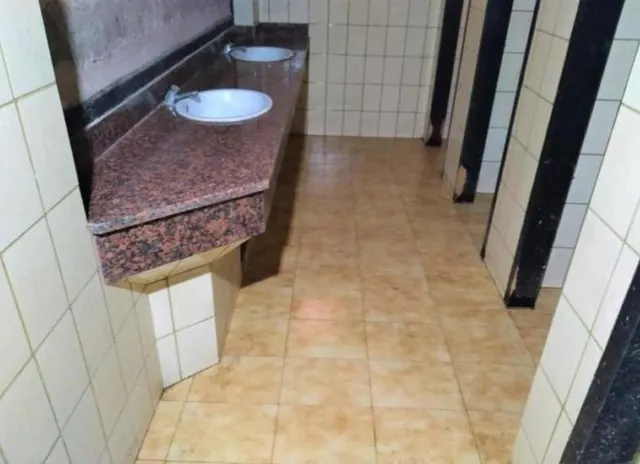 Lote de locales comerciales en venta Alzira (Valencia) — 6