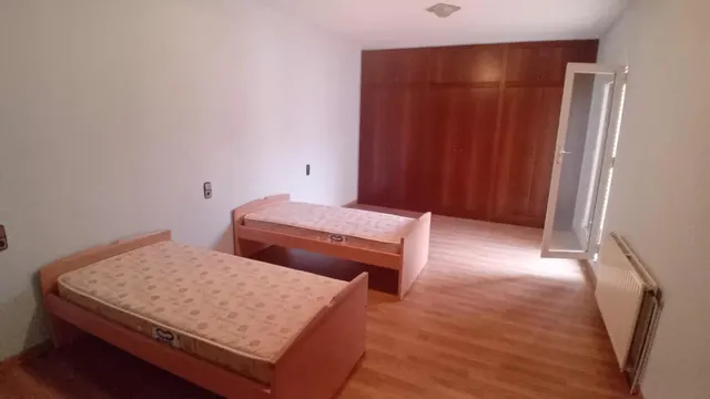 CASA CON AMPLIA TERRAZA EN ALCARRÀS — 14