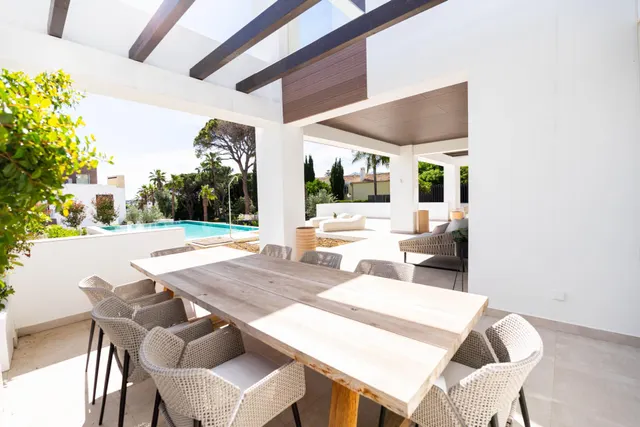 DOS ESPECTACULARES VILLAS RECIÉN TERMINADAS EN EL CENTRO DE MARBELLA — 13
