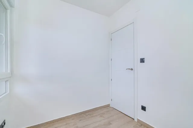 VENTA 5 DORMITORIOS. BAÑO. ASEO. REFORMADO — 15