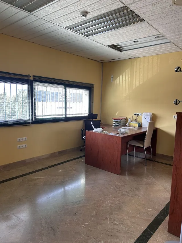 Negocio 12 habitaciones 1253m² en venta - Polígono - Alrededores - Pedanías — 41