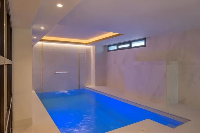 Chalet 7 habitaciones 669m² en venta - Marbella — 19