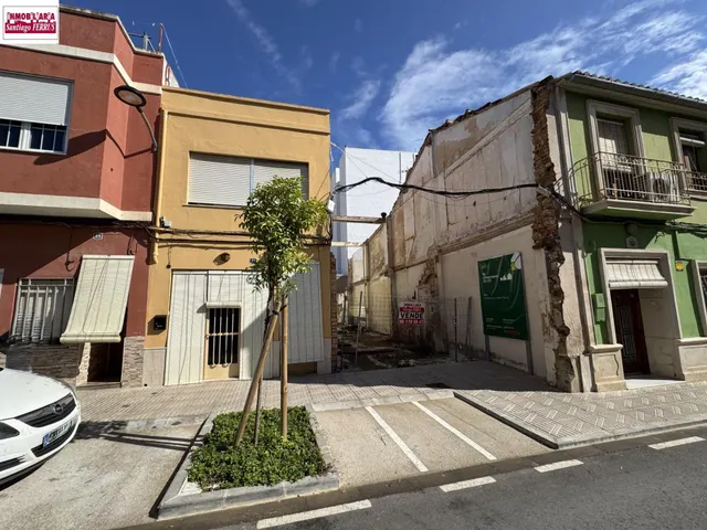 VENTA DE PARCELA URBANA CENTRICA EN BENIFAIO (VALENCIA) — 3