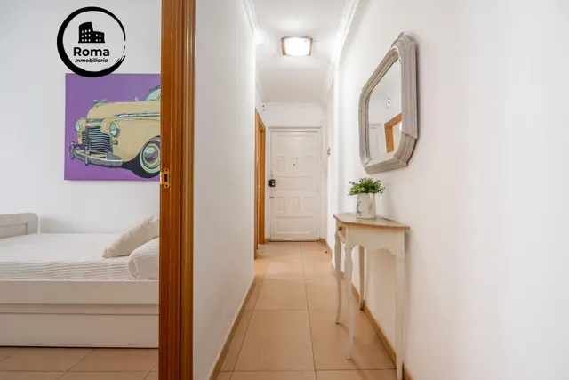 Piso de 87 m2 con 3 dormitorios en Pedro Antonio de Alarcón 27, junto a Recogidas — 40