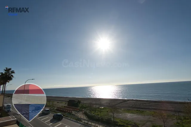 ¡Ático a un paso de playa en Benajarafe! - foto 4