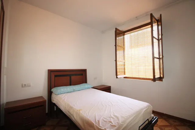 Casa con encanto, amplios espacios y muchas posibilidades en Albujón — 9