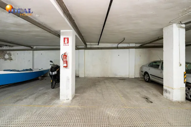Plaza de garaje y trastero junto al Hospital de Traumatología — 6
