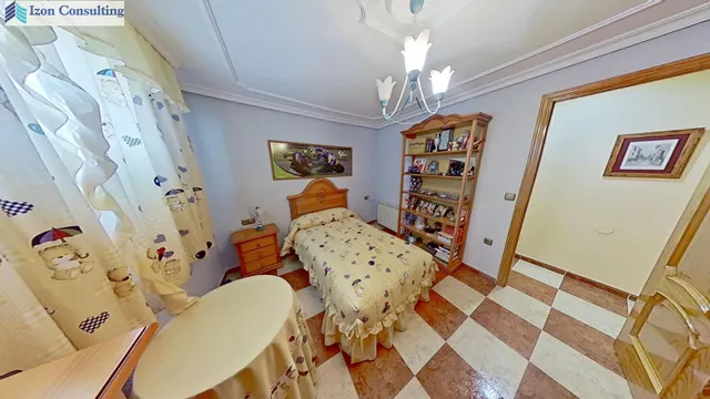 CASA DE 2 PLANTAS EN HELLÍN CON 3 habitaciones , 2 BAÑOS Y AMPLIAS ESTANCIAS — 16