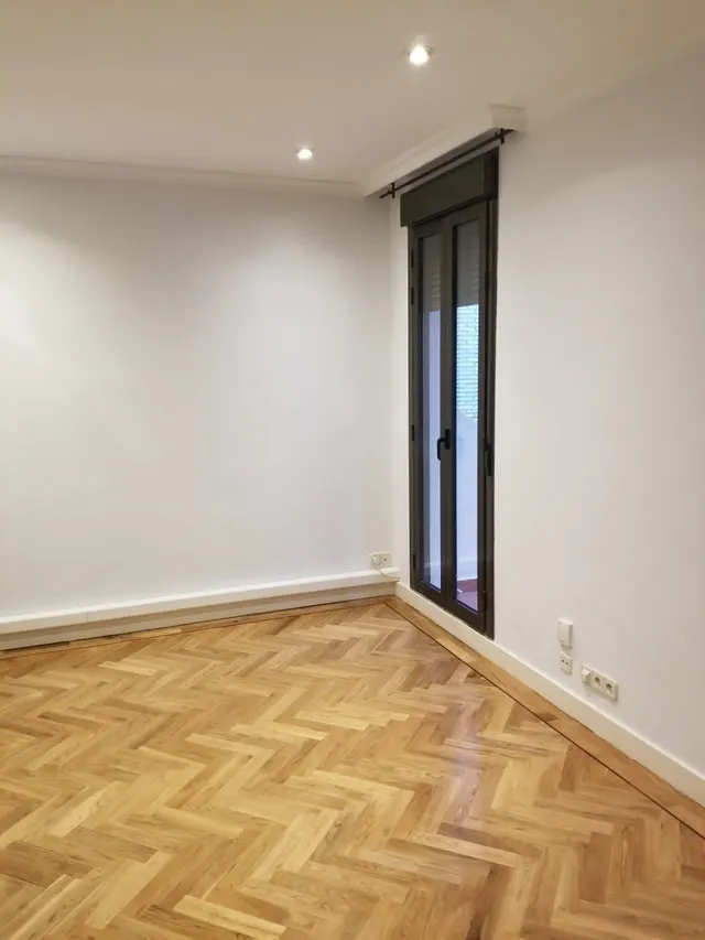 PISO EN PLENO BARRIO DE SALAMANCA — 9
